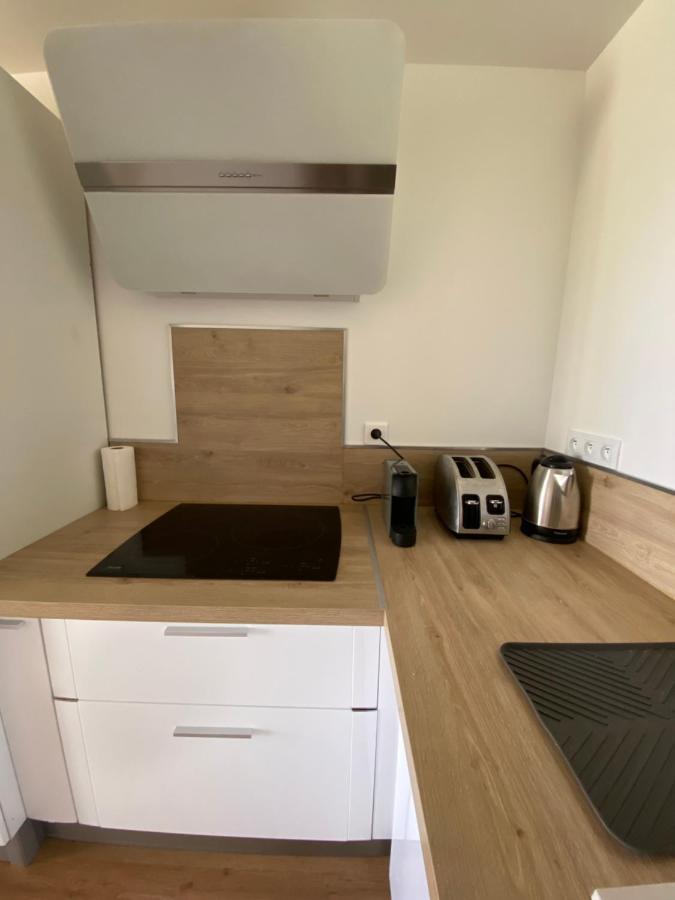 Superbe Appartement Avec Grande Terrasse Carqueiranne Luaran gambar